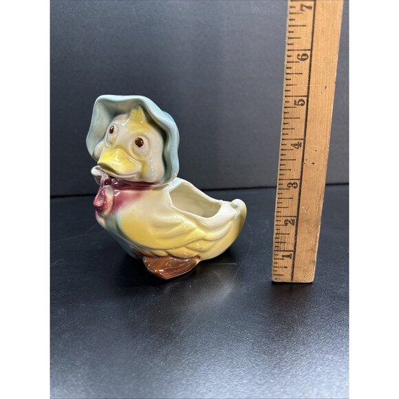 Vintage Duck Planter with Bonnet and Bow - Picture 2 of 6